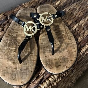 Michael Kors Wms Sandals Flip Flops Sz 10